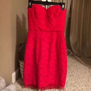 BCBGMAXAZRIA red lace strapless dress